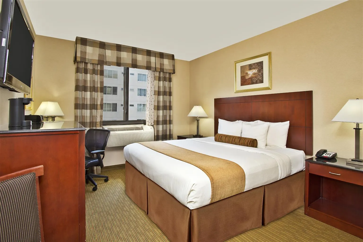 Best Western Plus Arena Hotel Nueva York 3*,