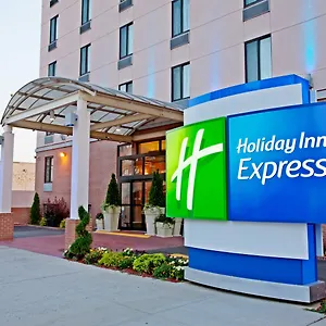 3* Hotel Express Brooklyn, An Ihg