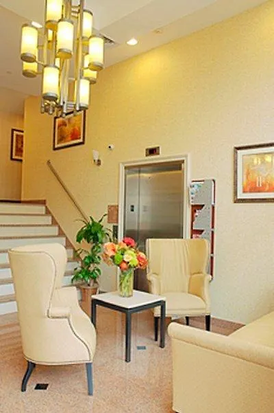 Best Western Plus Arena Hotel New York